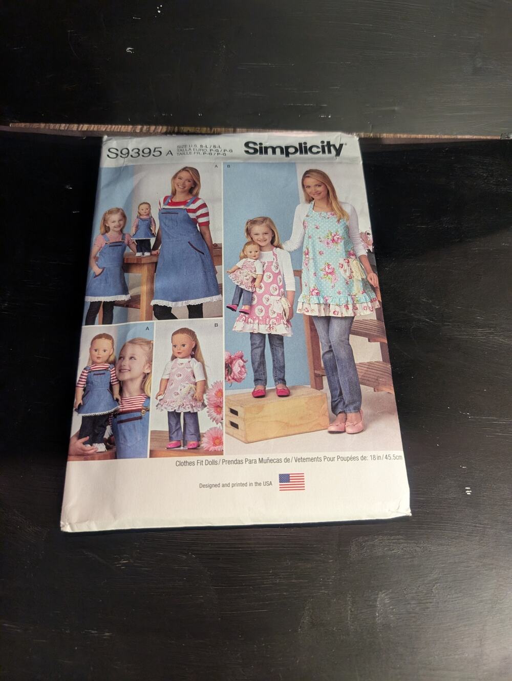 Mother and daughter Aprons